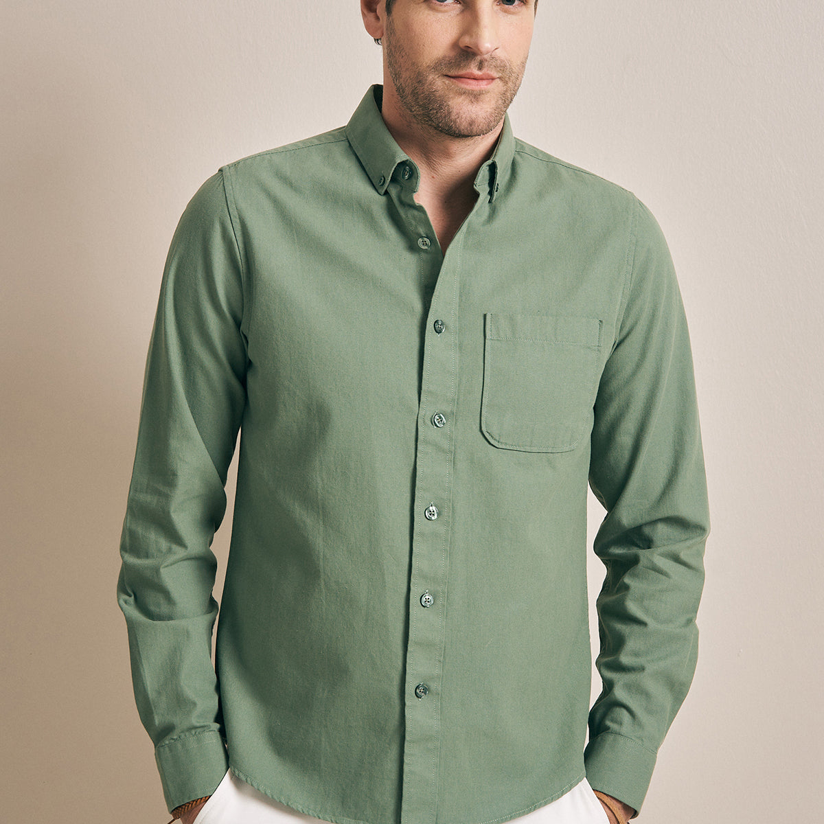LIGHT GREEN