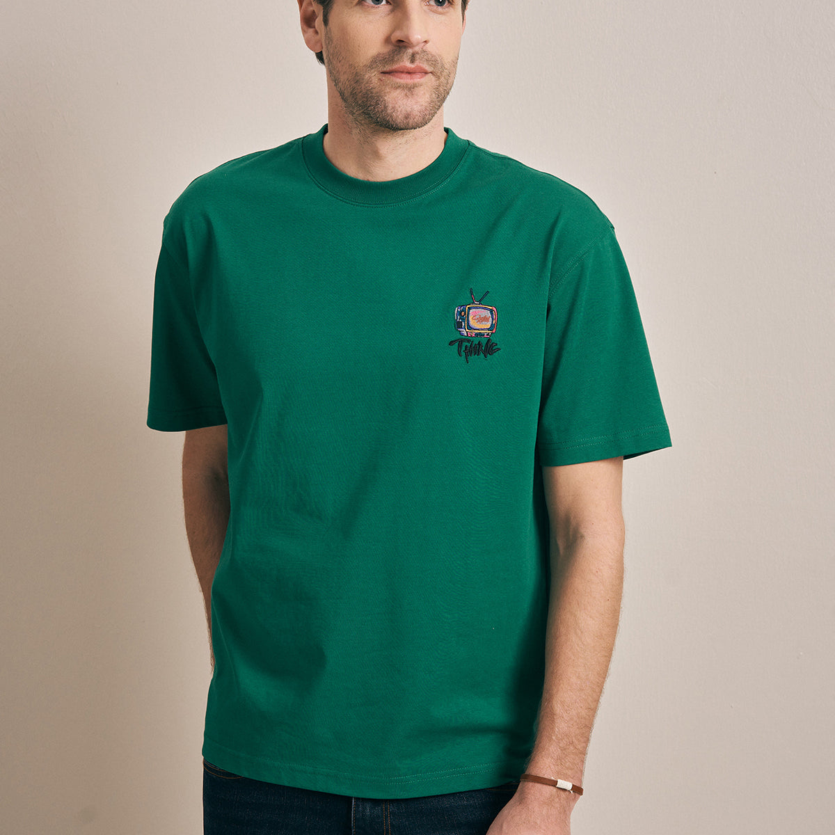 GREEN