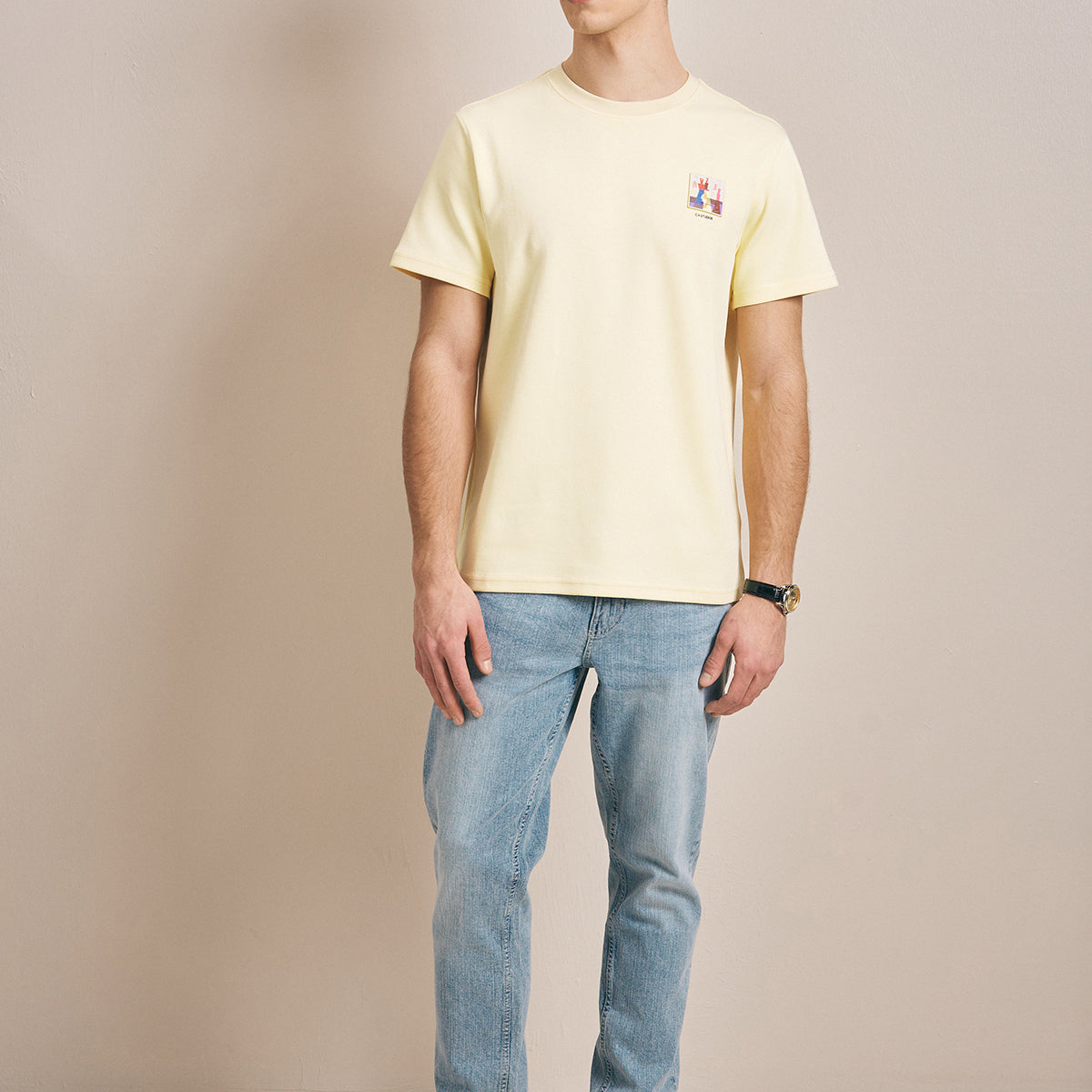 YELLOW