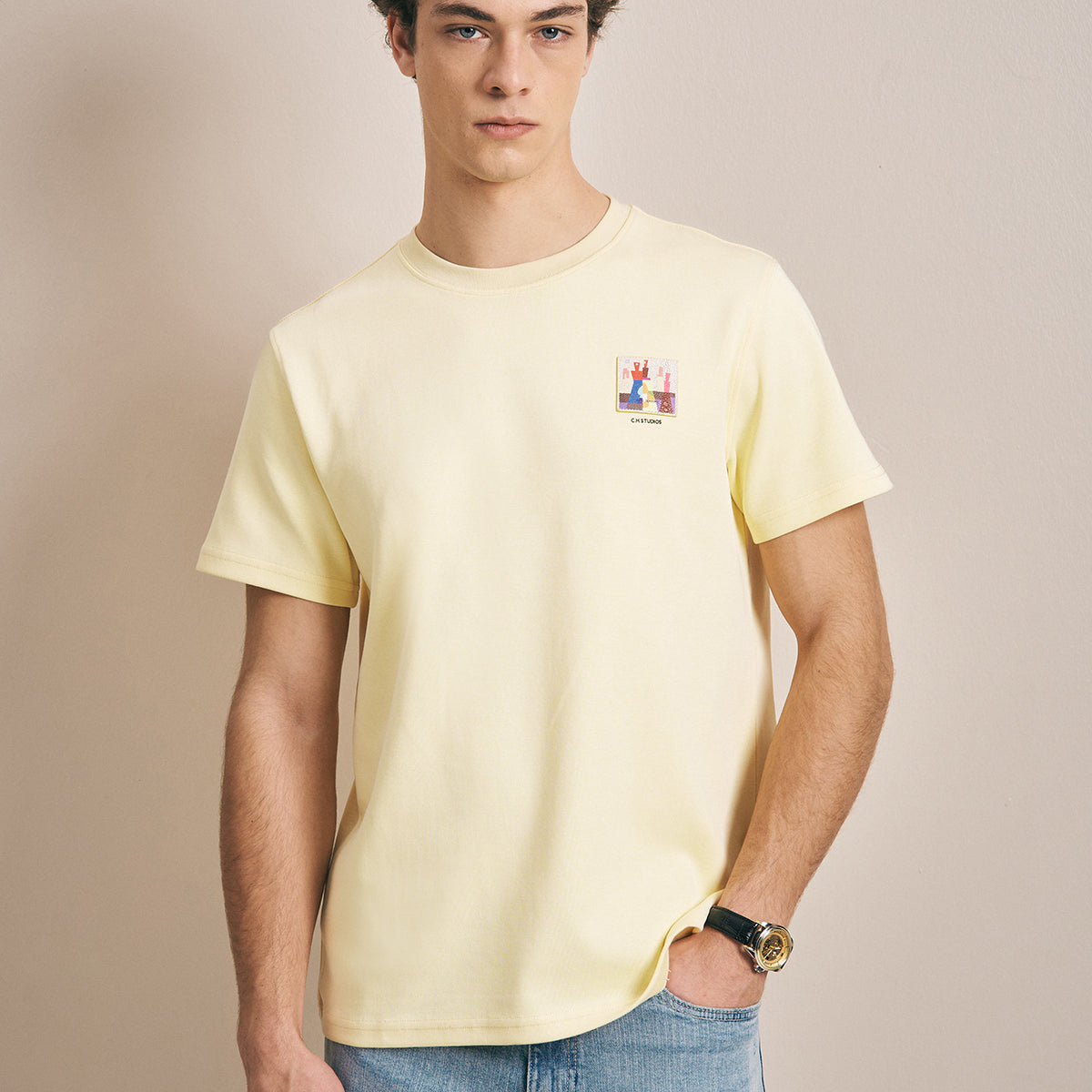YELLOW