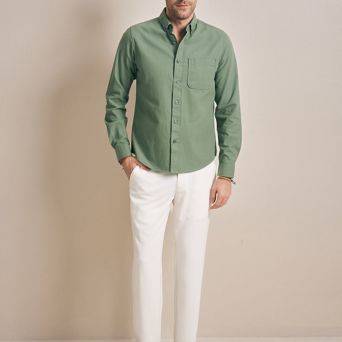 LIGHT GREEN
