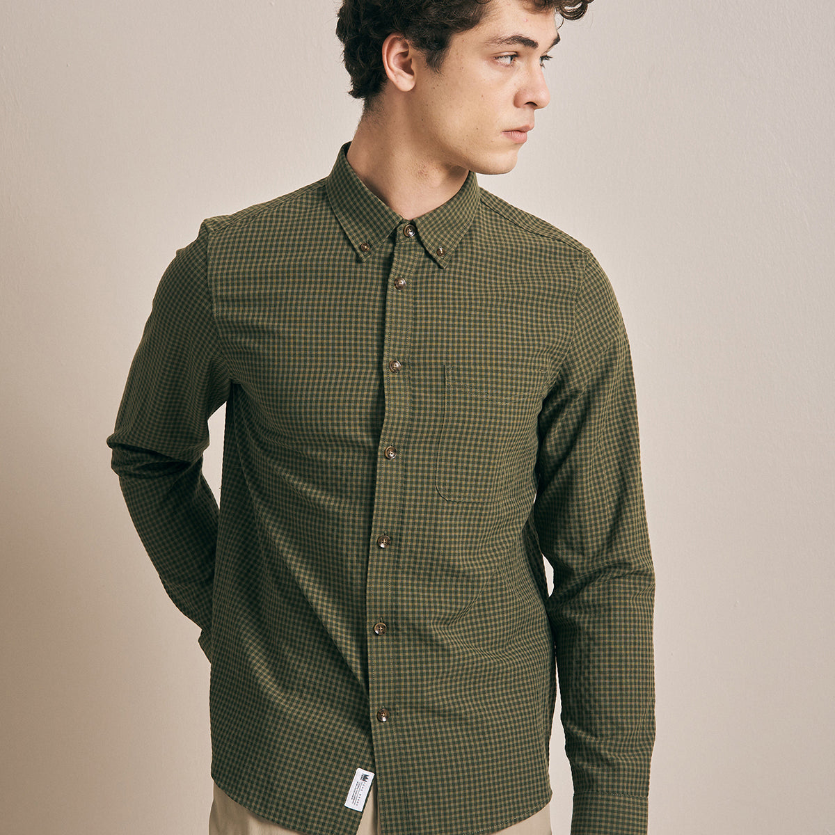 KHAKI