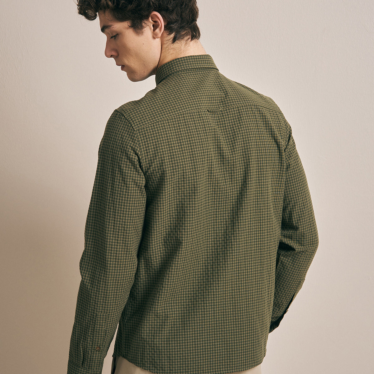 KHAKI