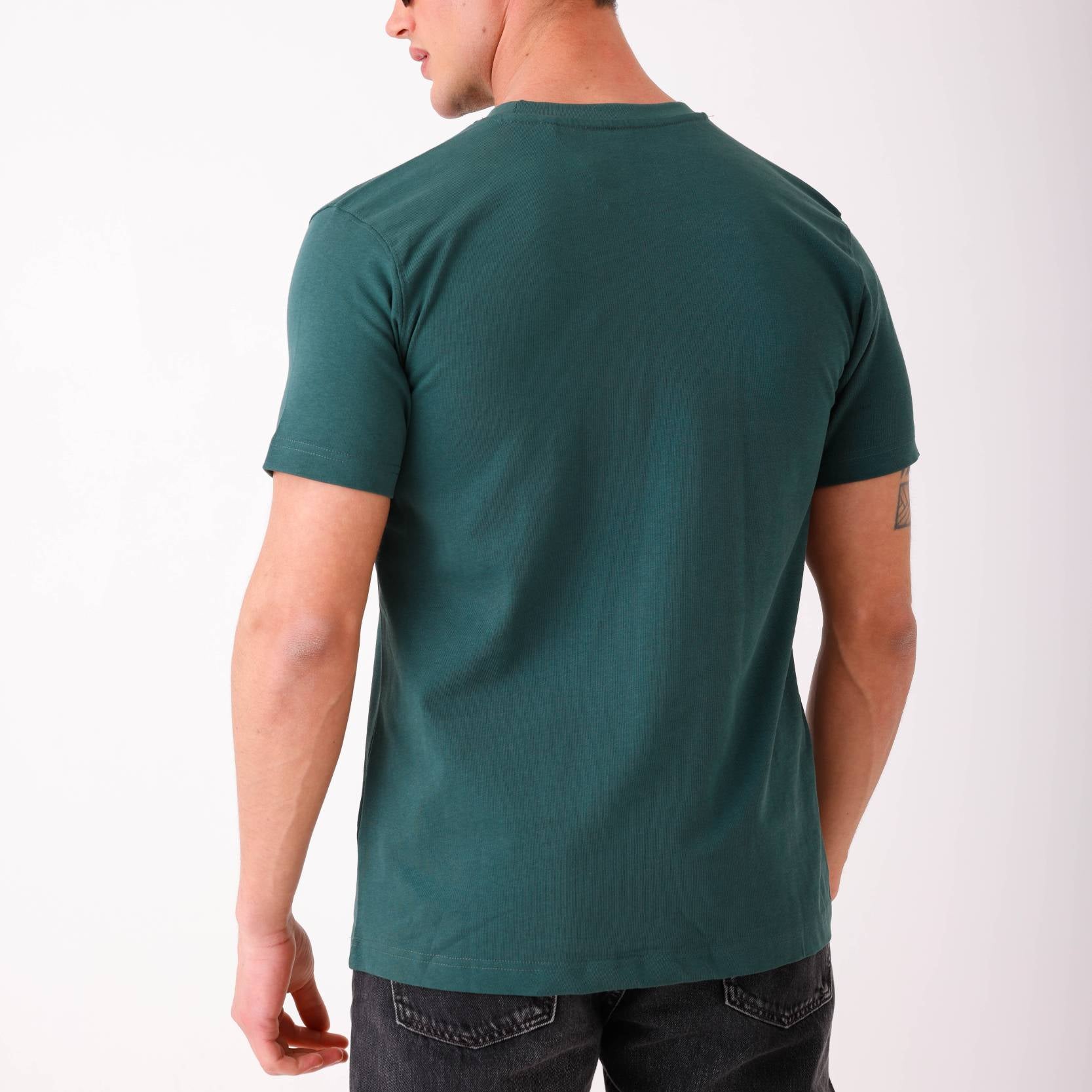 GREEN
