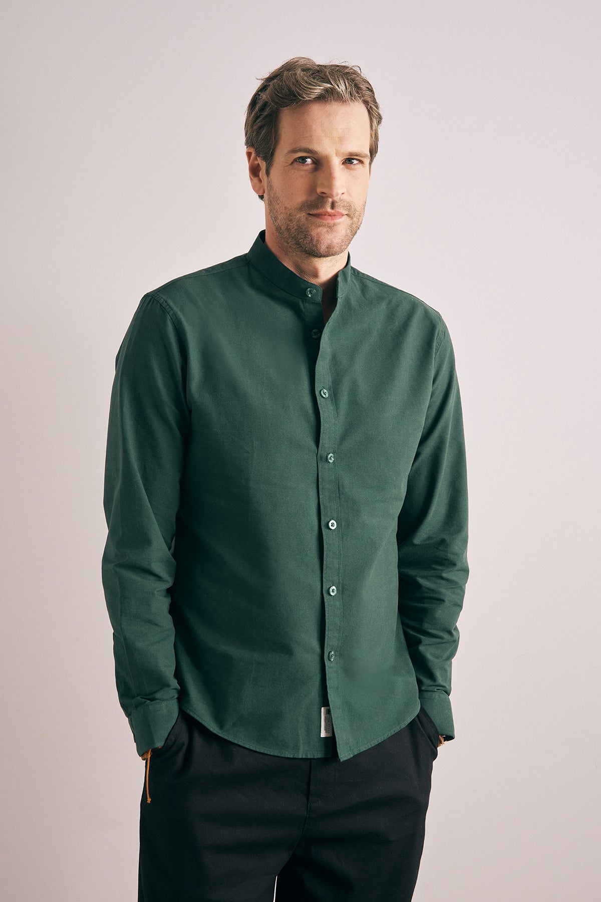GREEN