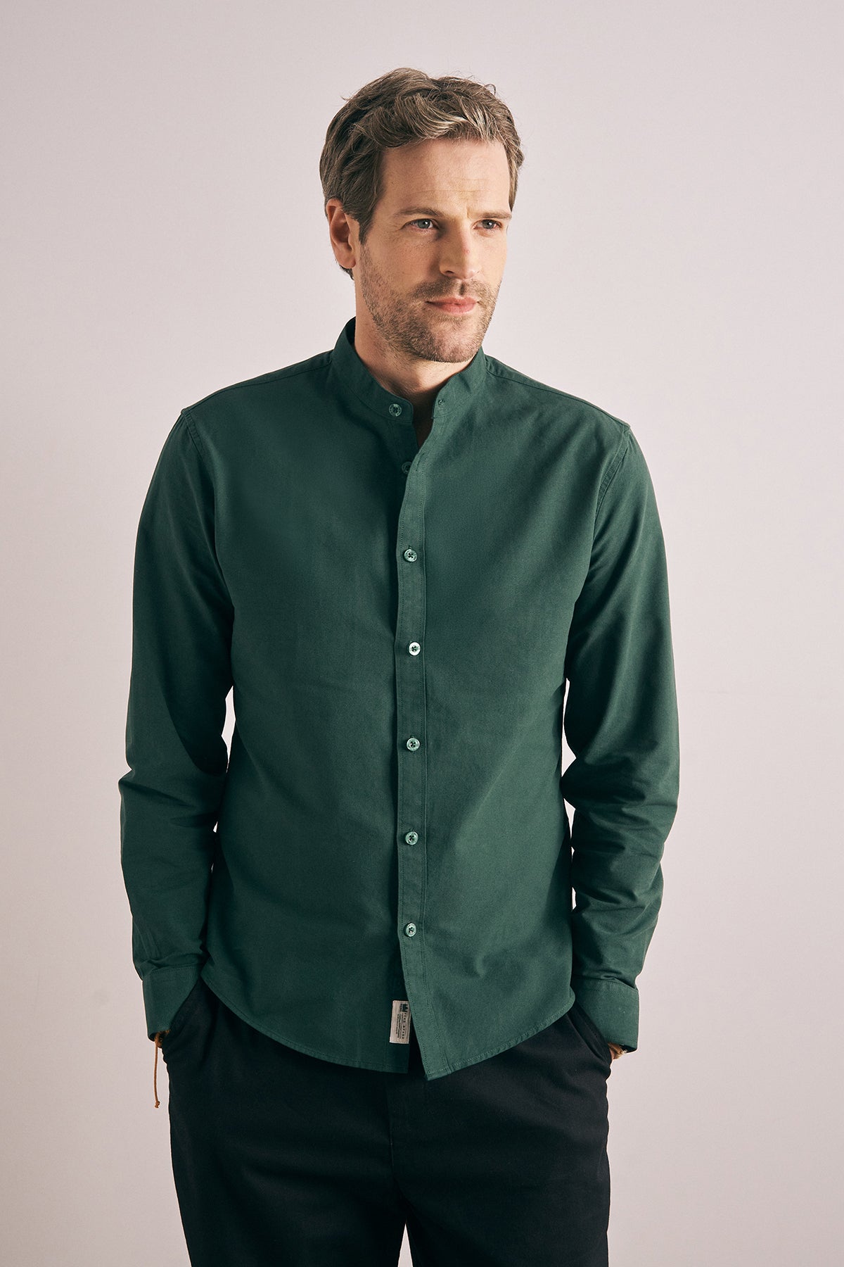 GREEN