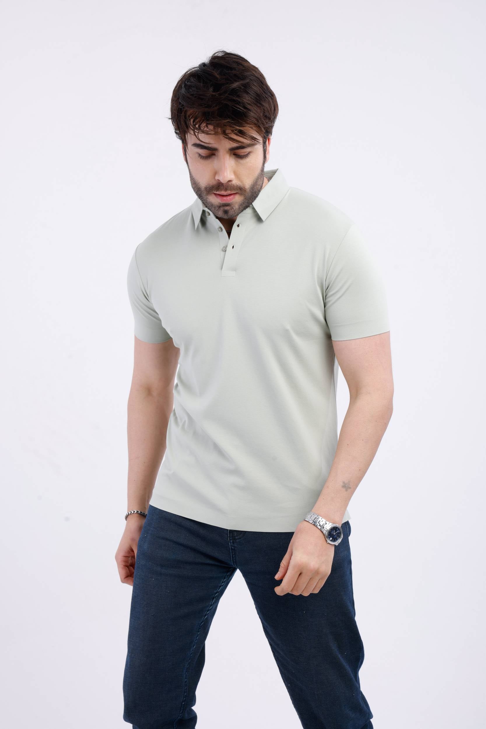 LIGHT GREEN