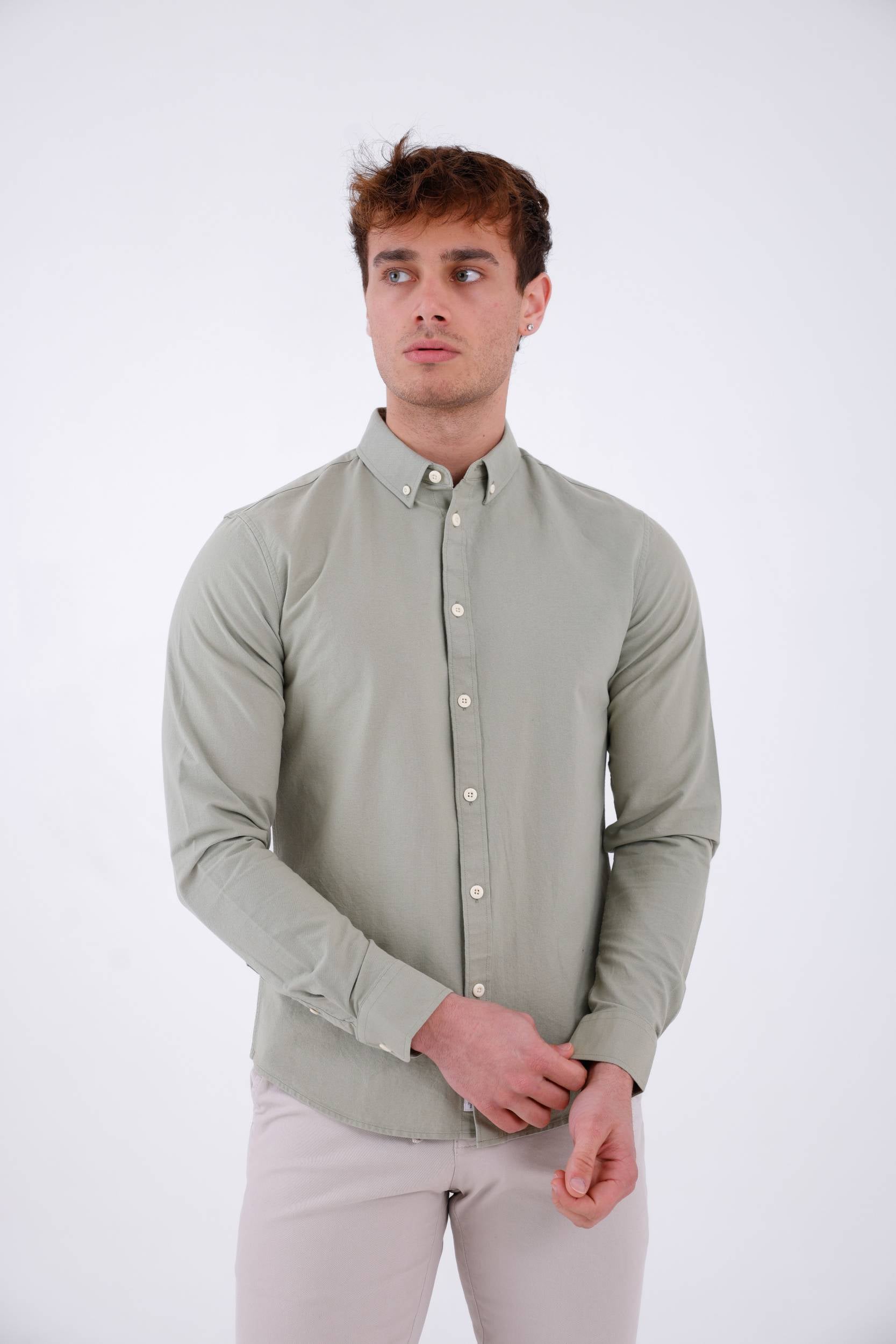 LIGHT GREEN