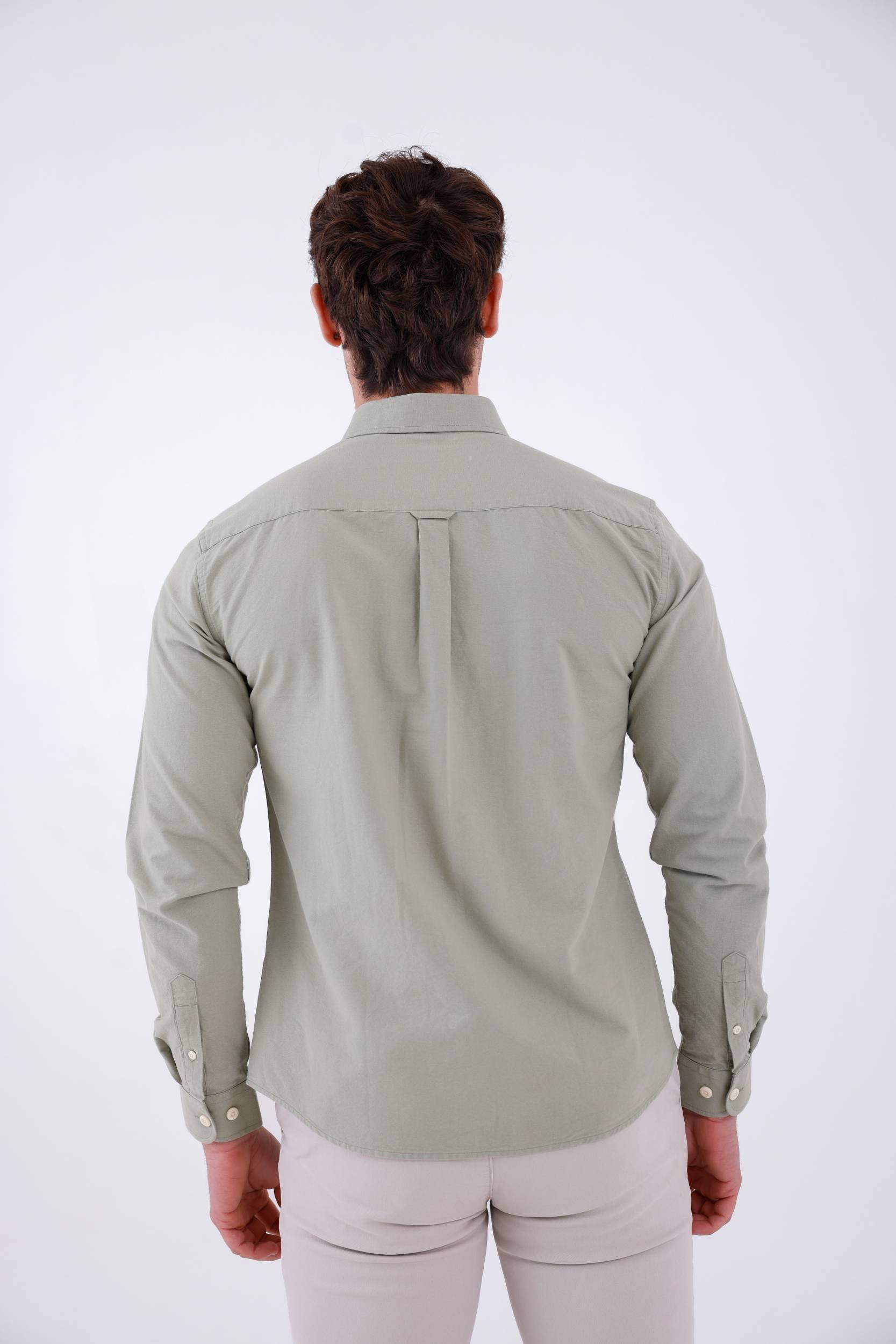 LIGHT GREEN