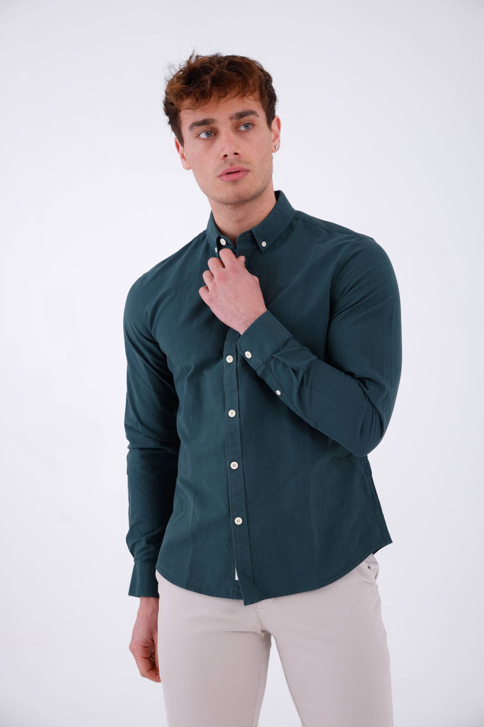 GREEN