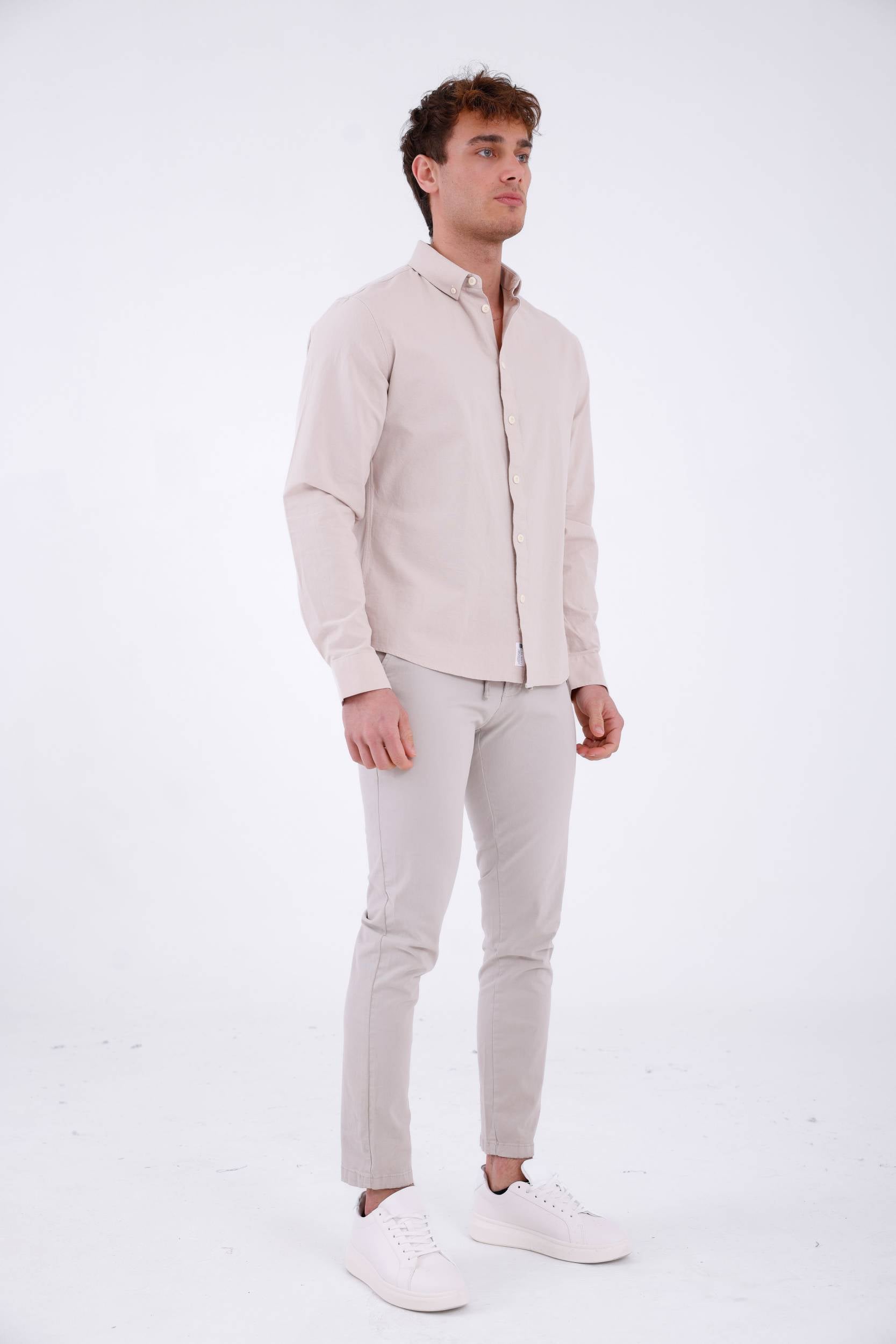 OFF WHITE